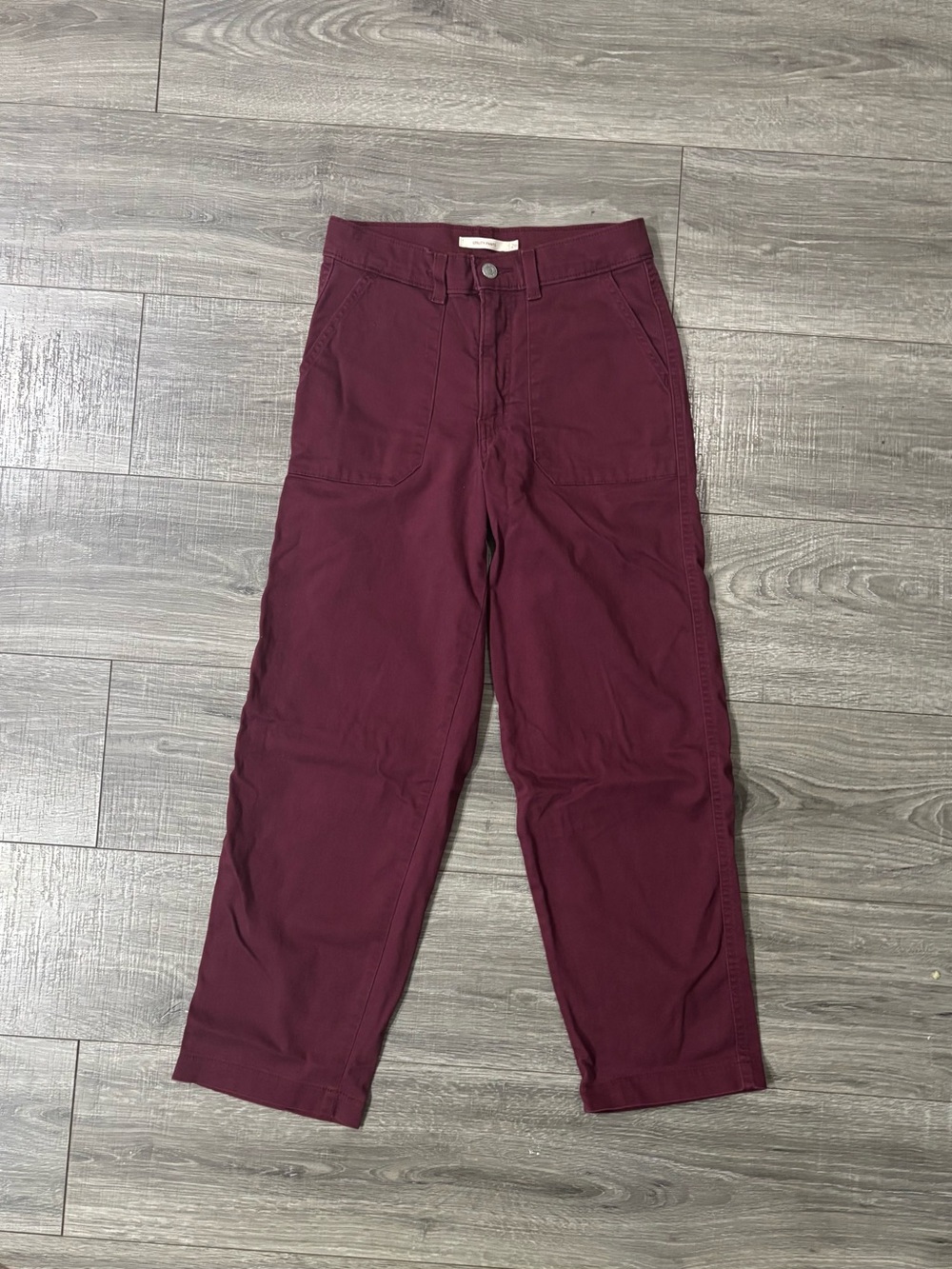 Levi's Women's Cropped Utility Pants in Burgundy
